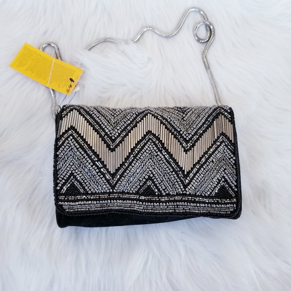 H&M black and white beaded clutch bag - Picture 3 of 8